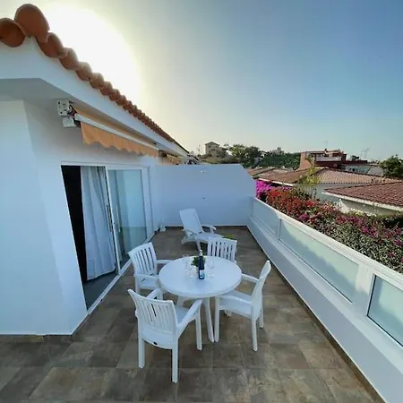 Acogedor Con Vistas
